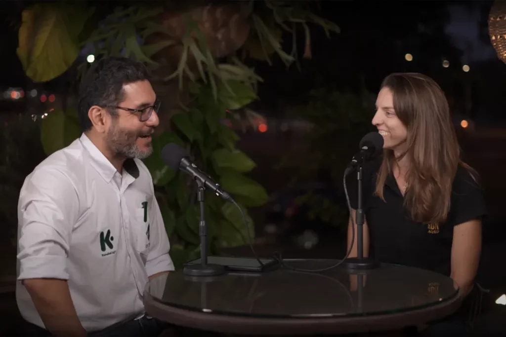paulo ozaki e renata erler no canivetecast da koneksi agro